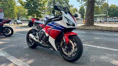 Honda CBR 1000 RR Fireblade