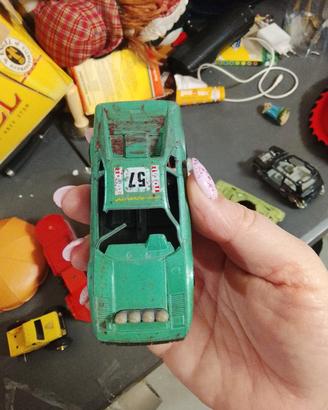 macchinine per pezzi di ricambio o da sistemare 