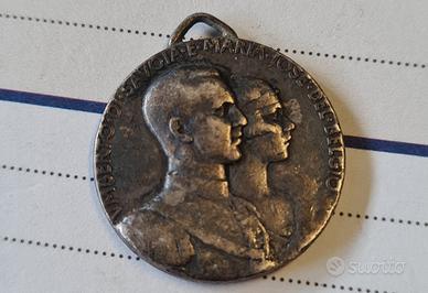 ROMA MEDAGLIA 1930 NOZZE TRA UMBERTO II E MARIA JO