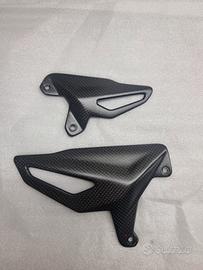 paratacchi panigale v4s streetfighter v4s carbonio