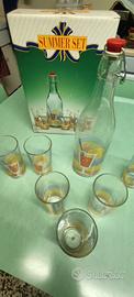 Summer set bottiglia e sei bicchieri in vetro 