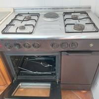 Cucina conpleta in legno febal metri lineari 4,00