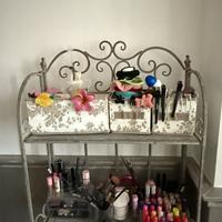 Scaffale shabby chic