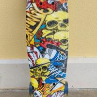 Skateboard con luci led nelle ruote