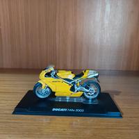 Modellino Ducati 749s (edicola) 1/32