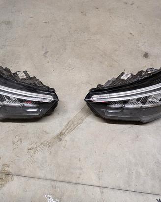Fanali anteriori Opel crossland e Crossland X