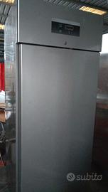 Frigo da 700 litri