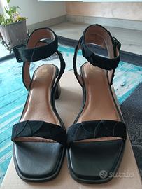 sandali nuovi 