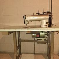 Macchina da cucire industriale