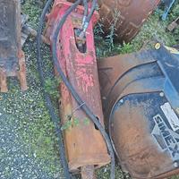 MARTELLO DEMOLITORE USATO PESO 750 KG