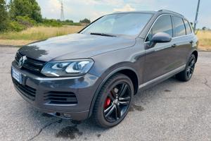 Volkswagen Touareg 3.0 245 CV revisionato/ PERMUTO