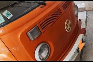 VOLKSWAGEN T2 1300 