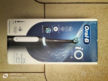 spazzolino elettrico oral b