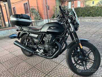 Moto Guzzi V7 III Stone