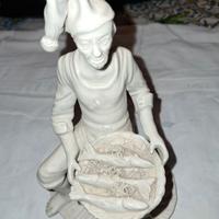 Statuetta porcellana biscuit vecchia