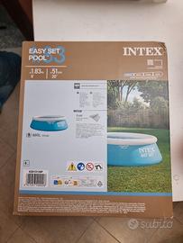 piscina nuova