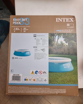 piscina nuova
