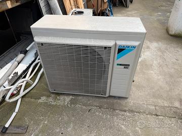 Unita esterna daikin