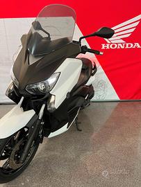 Yamaha X-Max 400