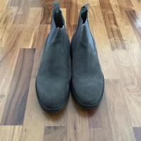 Stivaletto scamosciato