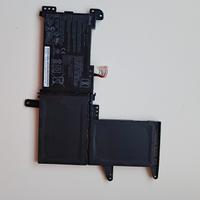 pacco batteria laptop