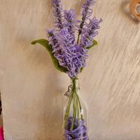 Fiori realizzati all'uncinetto 