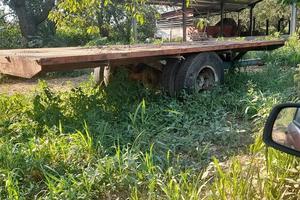 Carrello per trattore