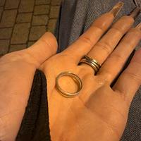 Fedina con fascia di zirconi