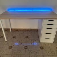 Scrivania Ikea
