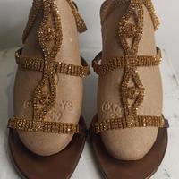 Sandalo Gioiello color Oro. 