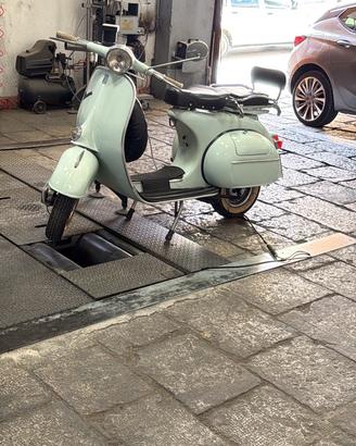 Vespa vnb d’epoca