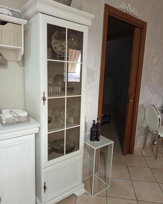 Madia+vetrinetta stile classico shabby.
