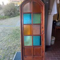 Porta con arco a tutto sesto