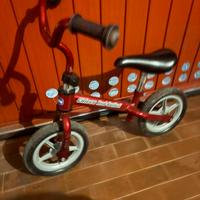 Bicicletta Balance bike Chicco rossa