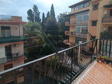 Acireale nord 3,5 vani con terrazzo e garage