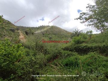 Terreno, Santo Stefano di Camastra.