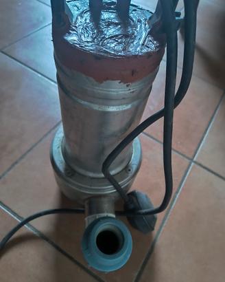 Pompa LOWARA per Acqua con Galleggiante.