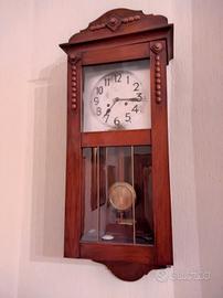 Orologio a pendolo  vintage 