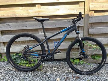 BTWIN Rockrider ST 120