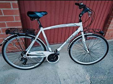 bicicletta da passeggio MTB