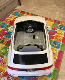 Macchina elettrica per bambini ,Audi Q8