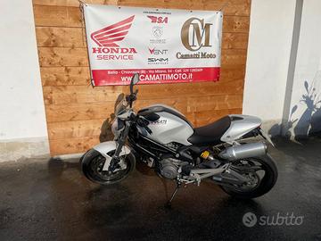 DUCATI Monster 696 monster 696