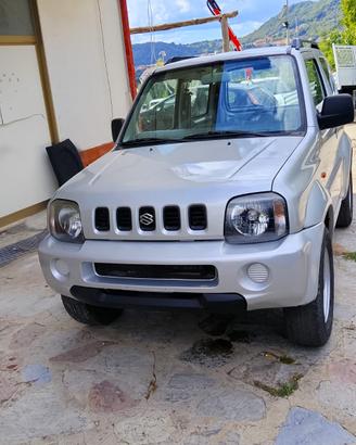 SUZUKI JIMNY  4X4 BENZINA pochi chilometri