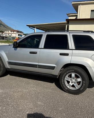 Jeep Grand Cherokee 3.0 V6 CRD Overland 4x4 full
