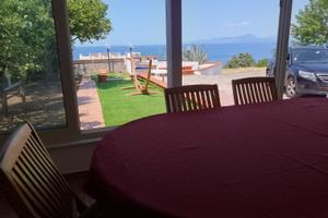 Casa vista mare con gran terrazzo e gardino