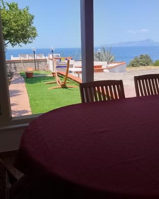 Casa vista mare con gran terrazzo e gardino