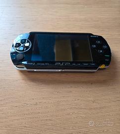 PSP 1004 con Caricatore Originale Sony Funzionante