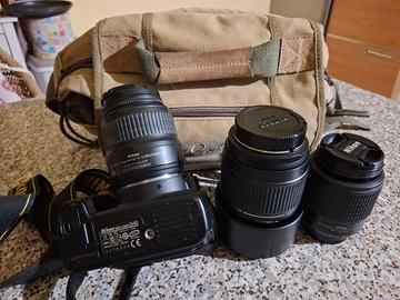 kit Nikon D40 piu 3 obiettivi piu borsa 