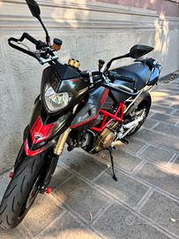 Ducati hypermotard 1100s carbon