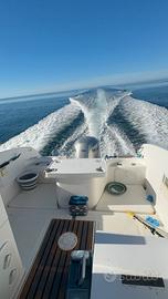 Permuta Barca semicabinata walkaround